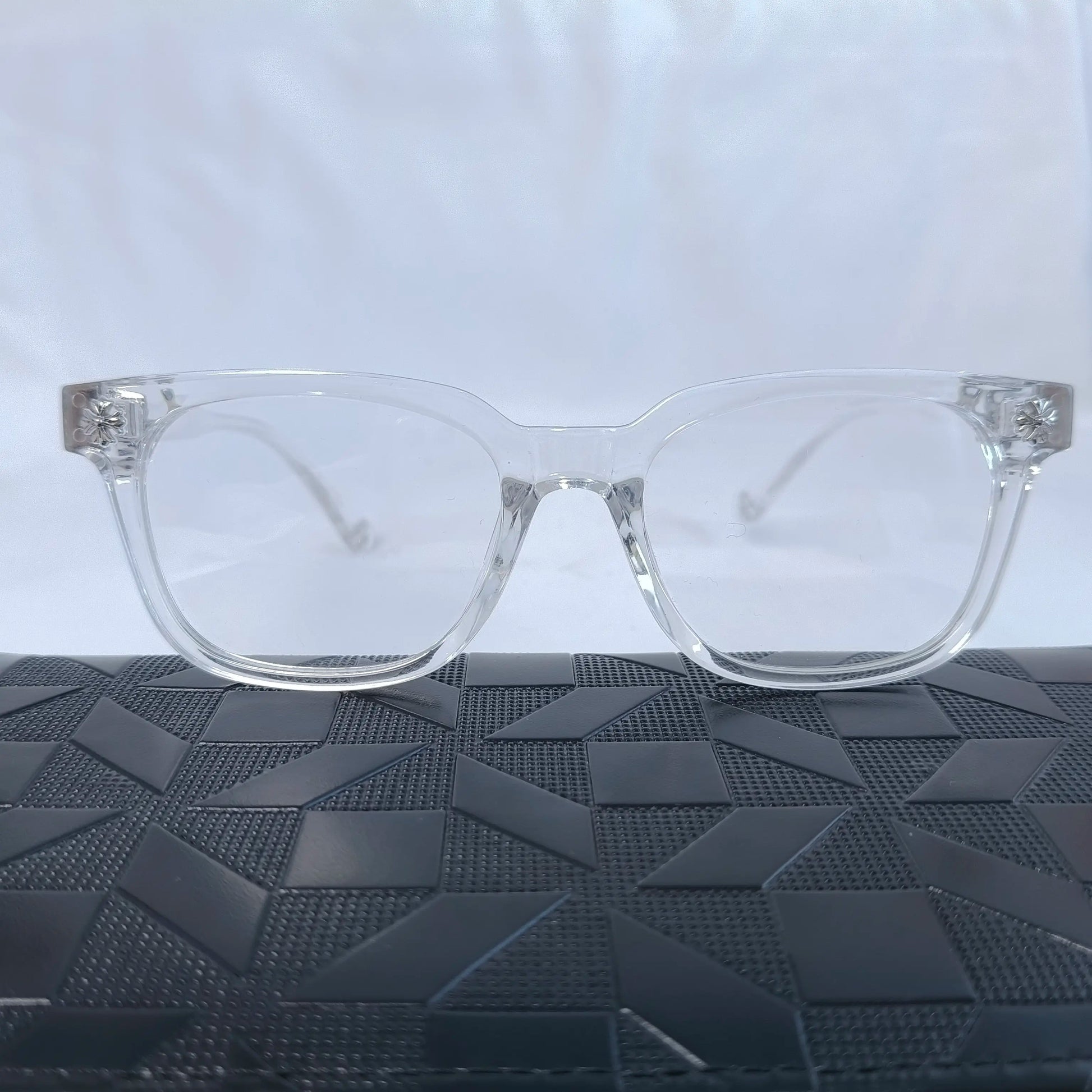 Unisex Metal Frame Blue Light Blocking Glasses - Flat Lenses, Trendy Square Shape, Casual Versatile, Black-Gold, Party Gift for Adults' Daily Wear